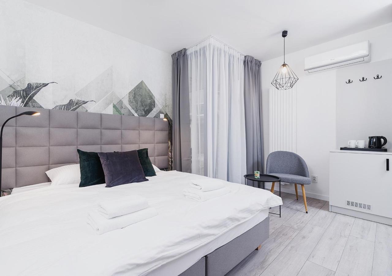 Wow! Aparthotel By Krakowmyplace エクステリア 写真