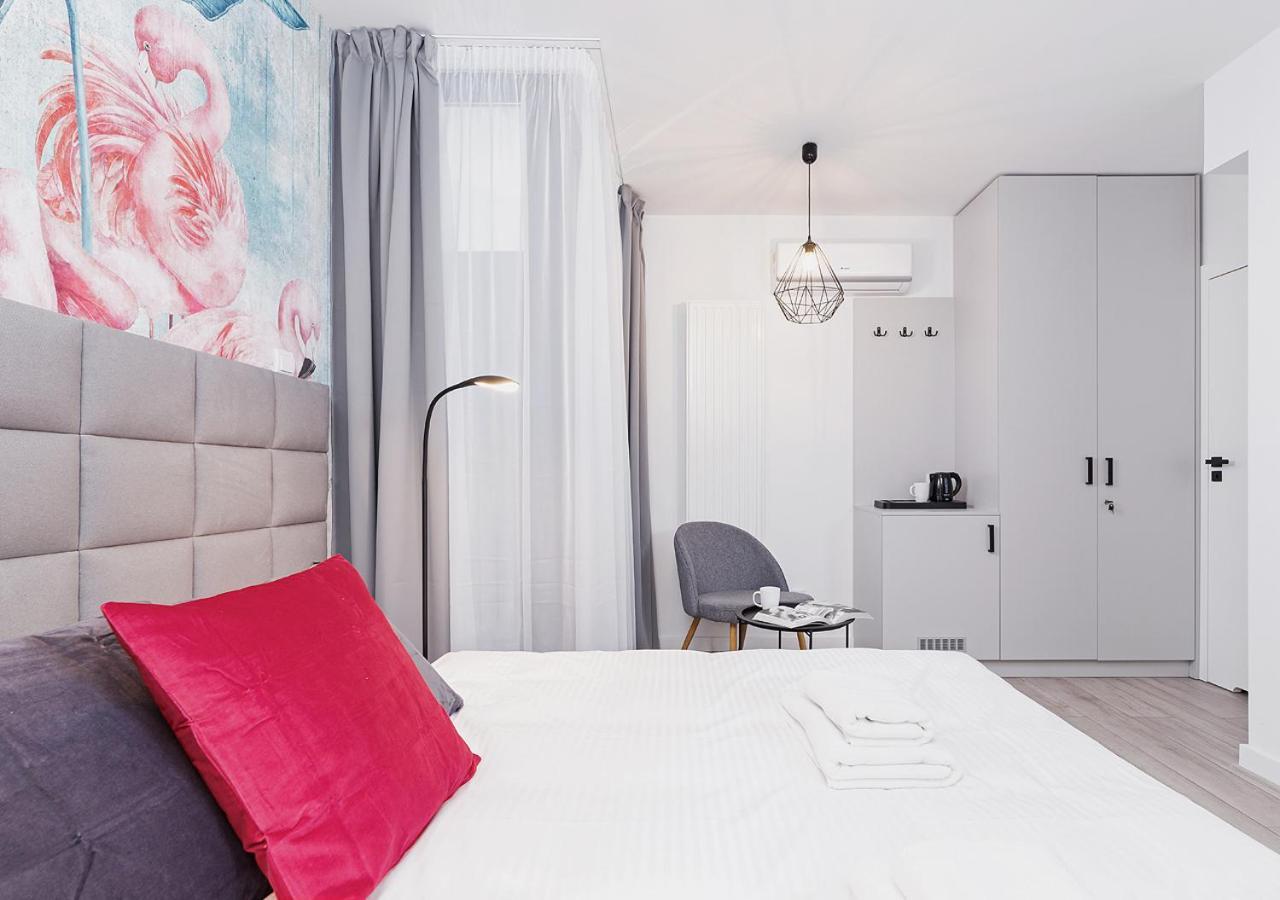 Wow! Aparthotel By Krakowmyplace エクステリア 写真